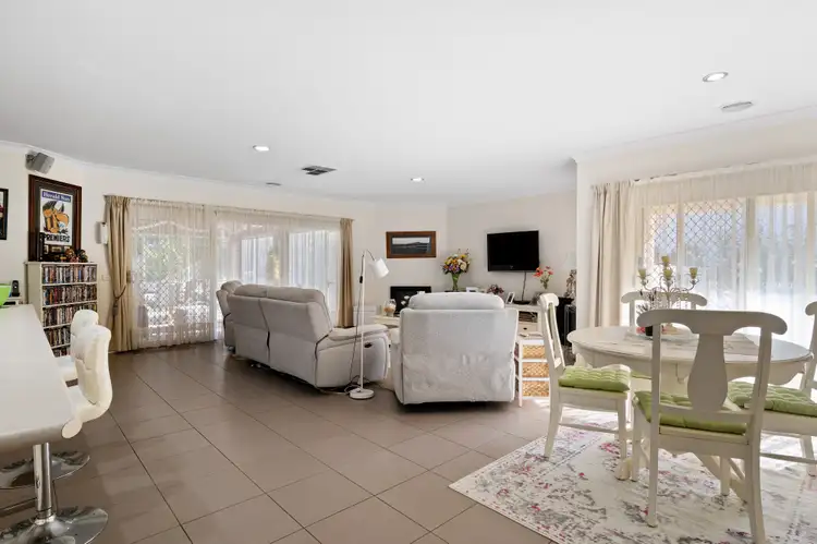 Fourth view of Homely house listing, 8 Whiteley Circuit, Baranduda VIC 3691