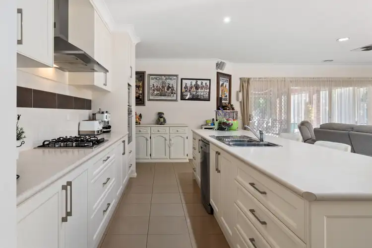 Fifth view of Homely house listing, 8 Whiteley Circuit, Baranduda VIC 3691