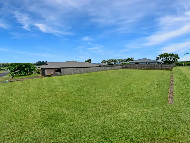 23 Neal Street, Atherton QLD 4883