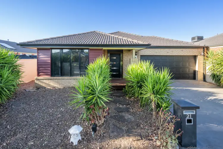 Second view of Homely house listing, 21 Greybox Way, Kialla VIC 3631