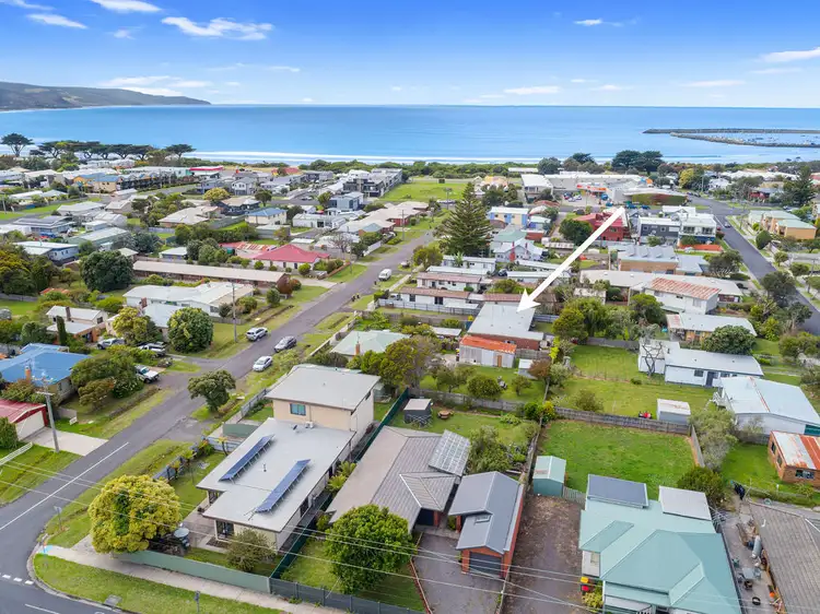 1/11 Martin Street, Apollo Bay VIC 3233
