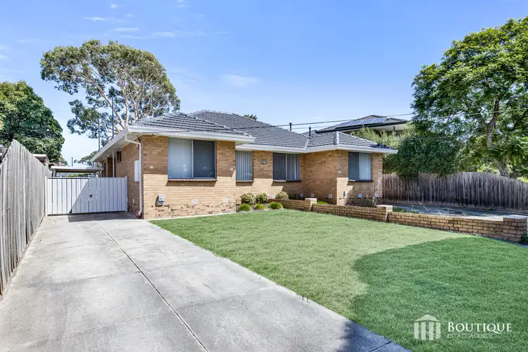 2/14 Koonalda Grove, Dandenong North VIC 3175