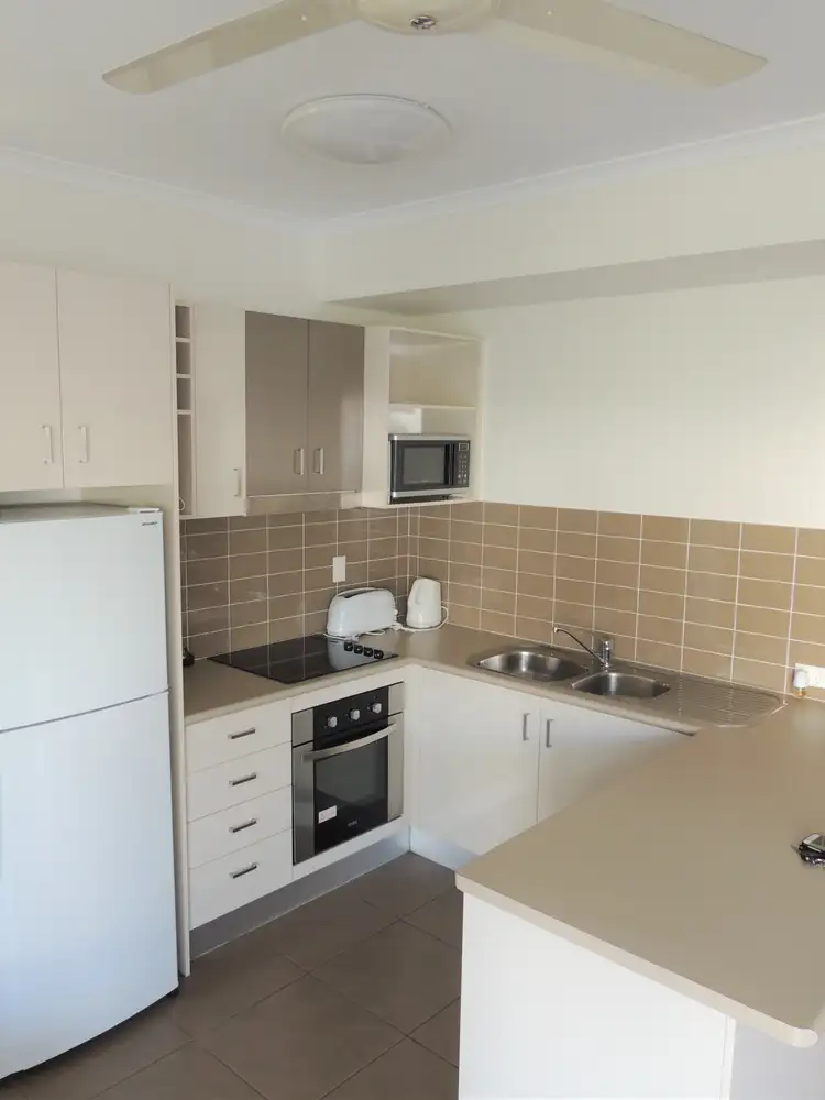 17/15 Bacon Street, Moranbah QLD 4744