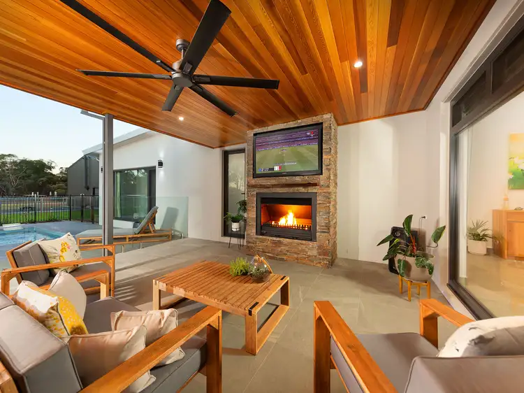 Second view of Homely house listing, 6 Davis Court, Yarrawonga VIC 3730