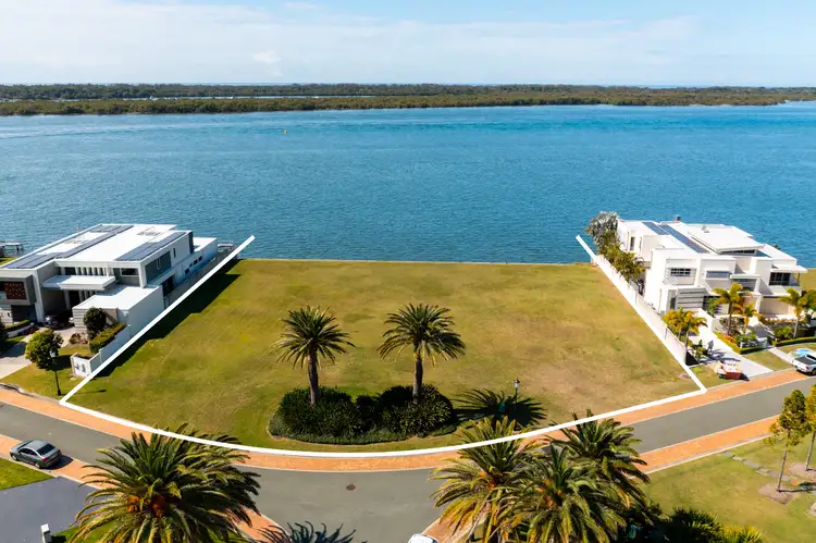15 - 19 Parklane Terrace, Sovereign Islands QLD 4216