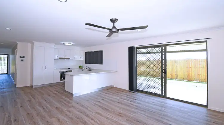 15 Bonavista Way, Eli Waters QLD 4655