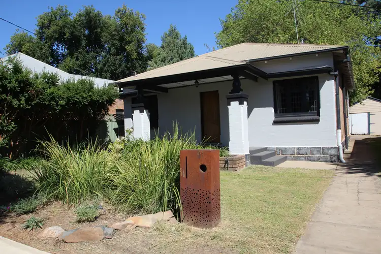 61 Clinton Street, Orange NSW 2800
