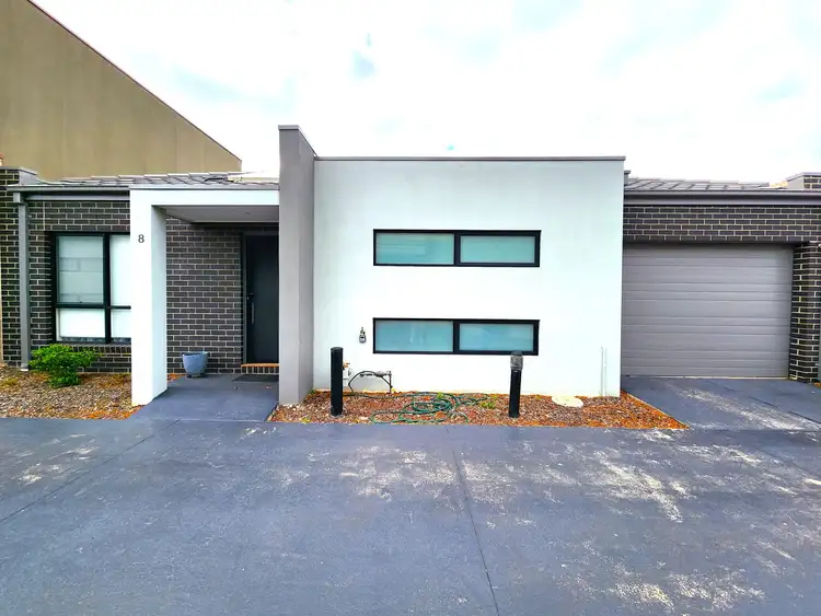 8/7 Nepean Highway