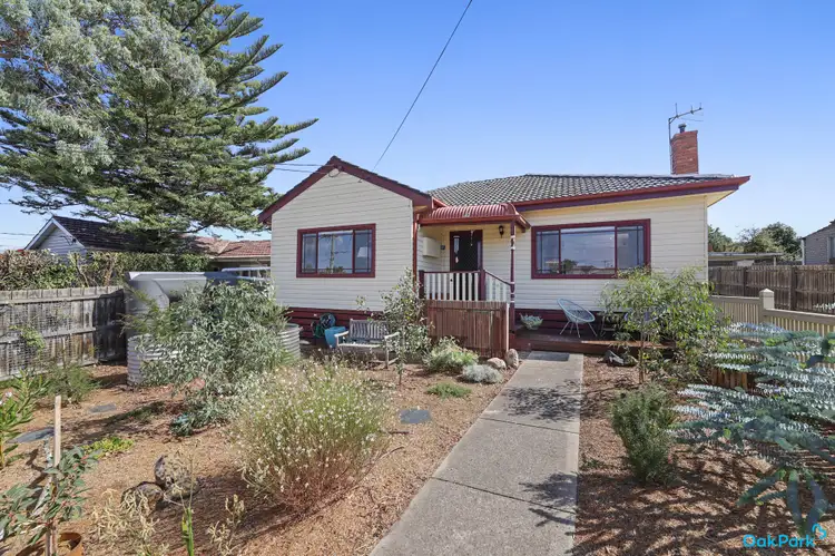 8 Kiama Street, Glenroy VIC 3046