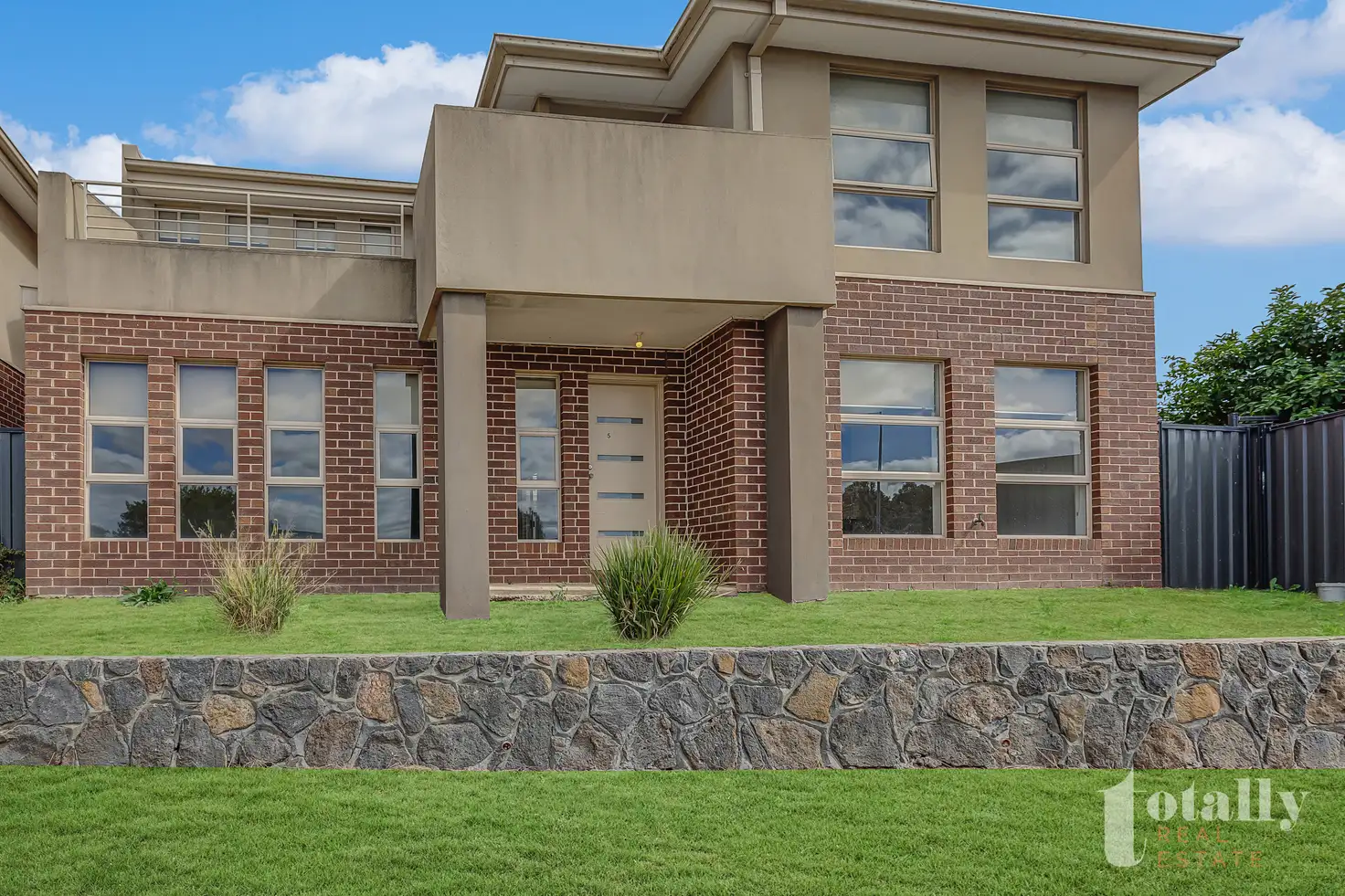 Main view of Homely townhouse listing, 5/9 Galton Circuit, Craigieburn VIC 3064