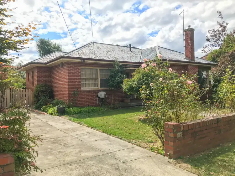 12 Smith Street, Newington VIC 3350