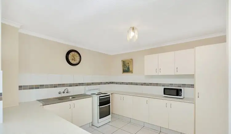 Fourth view of Homely unit listing, 4/14 Brett Avenue, Labrador QLD 4215