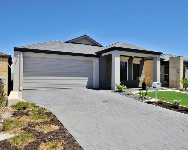 77 Redstone Trail, Ellenbrook WA 6069
