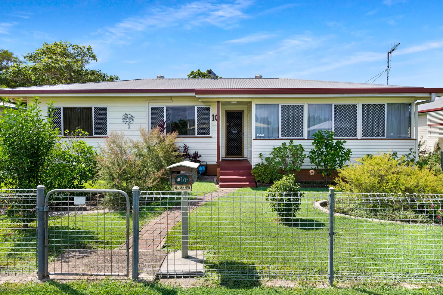 Main view of Homely house listing, 10 Montgomery Street, Svensson Heights QLD 4670