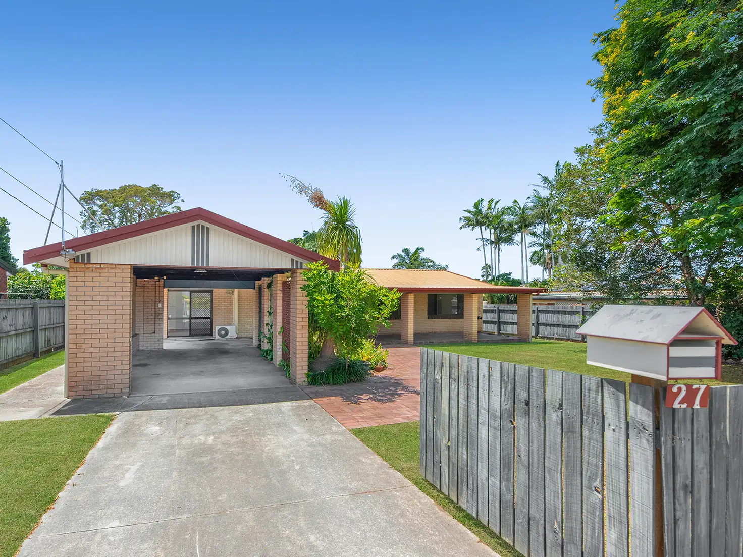 Main view of Homely house listing, 27 Whitcomb St, Hillcrest QLD 4118
