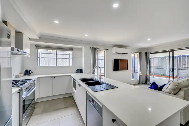 Fifth view of Homely house listing, 29 Elizabeth Drive, Flagstone QLD 4280