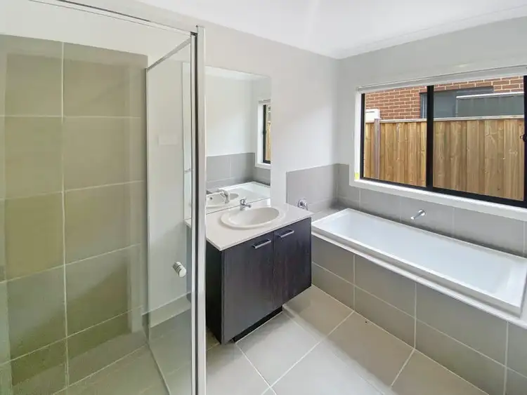 Fifth view of Homely house listing, 24 Bibury Street, Lara VIC 3212