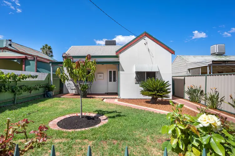 73 Campbell Street, Lamington WA 6430