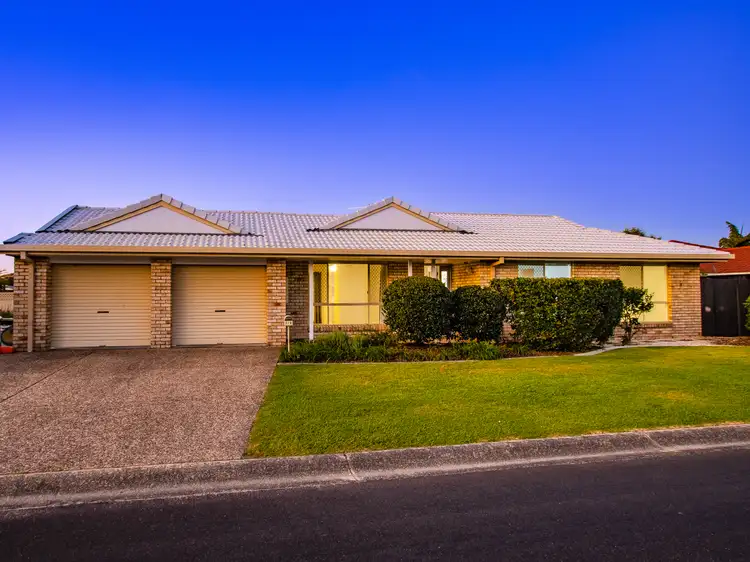 2/8 Covent Gardens Way, Banora Point NSW 2486