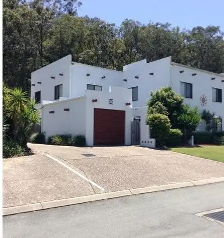 61 Harburg Drive