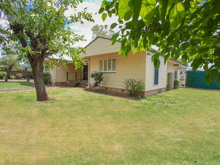 23 Dorney Street, Chinchilla QLD 4413