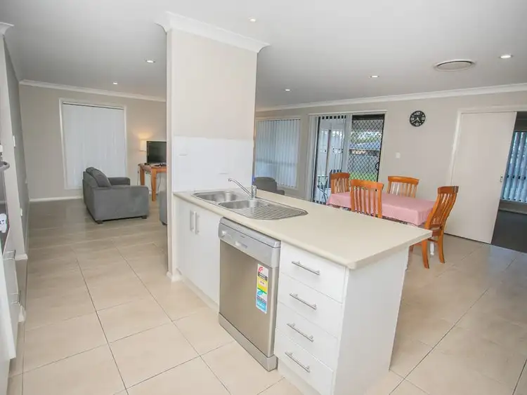Fifth view of Homely house listing, 10 Gower Street, Chinchilla QLD 4413