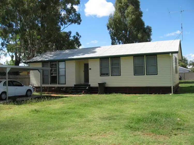 25 Barber, Chinchilla QLD 4413