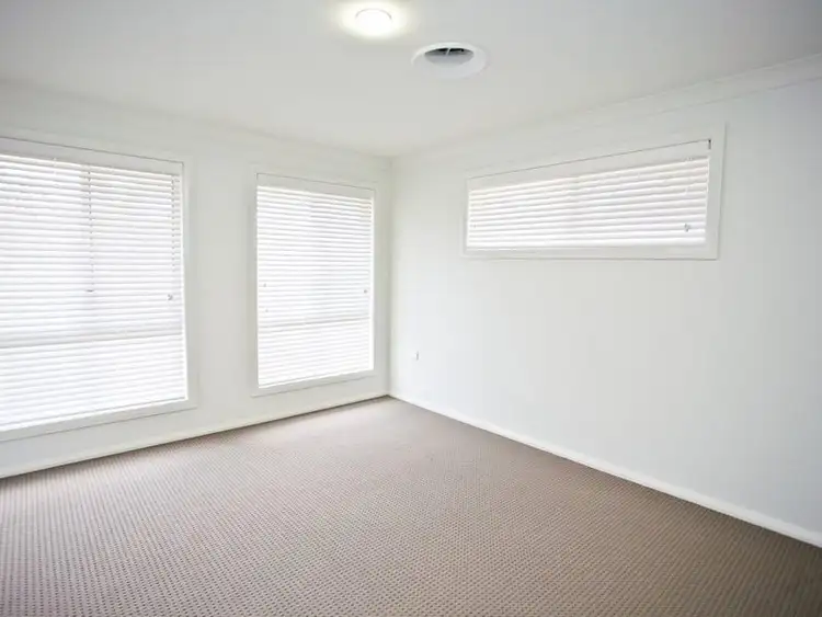 Seventh view of Homely house listing, 2 Sommerfeld Crescent, Chinchilla QLD 4413