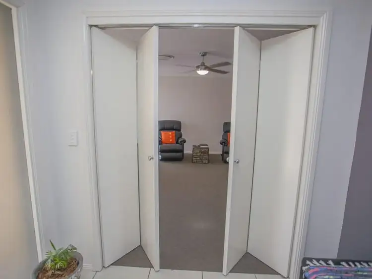 Sixth view of Homely house listing, 38 Sommerfeld Crescent, Chinchilla QLD 4413