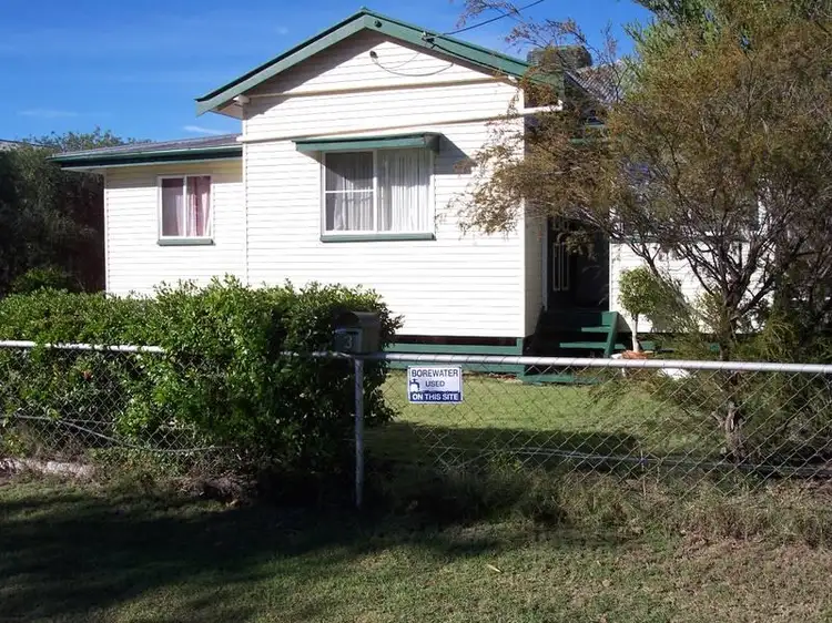 3 Atkins Street, Chinchilla QLD 4413