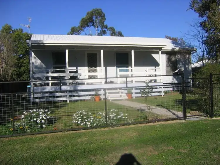 27 Mackie Street, Chinchilla QLD 4413