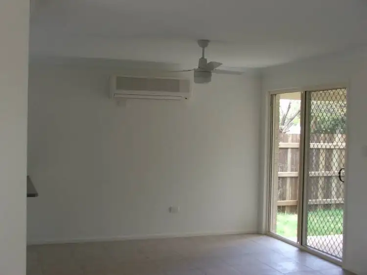 Sixth view of Homely semi-detached listing, 1/79 Boyd, Chinchilla QLD 4413