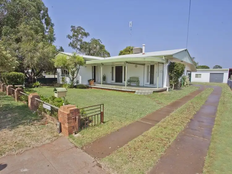 12 Mackie Street, Chinchilla QLD 4413