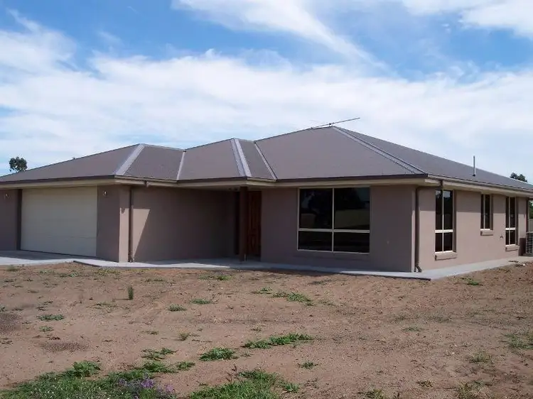 10 Luscombe Street, Chinchilla QLD 4413