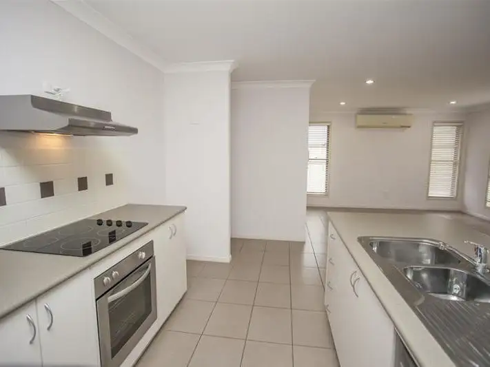 Third view of Homely block of units listing, 5 Luscombe Street, Chinchilla QLD 4413