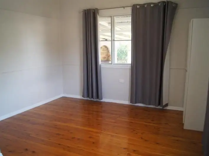 Fifth view of Homely house listing, 4 Beutel Street, Chinchilla QLD 4413