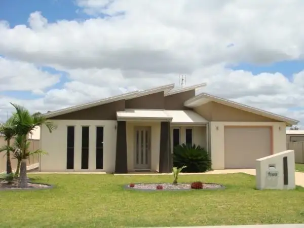 5 McKenzie Street, Chinchilla QLD 4413