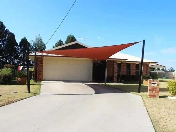 9 Davidson Court, Chinchilla QLD 4413