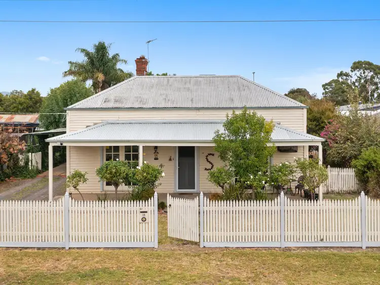 18 Hart Street, Euroa VIC 3666