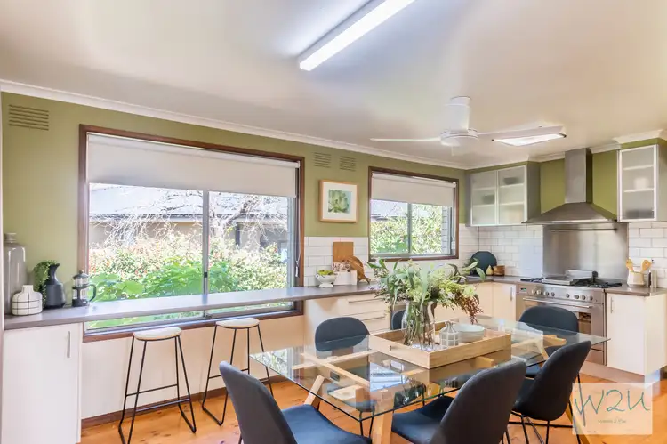 Second view of Homely house listing, 6 Thirlmere Court, Berwick VIC 3806
