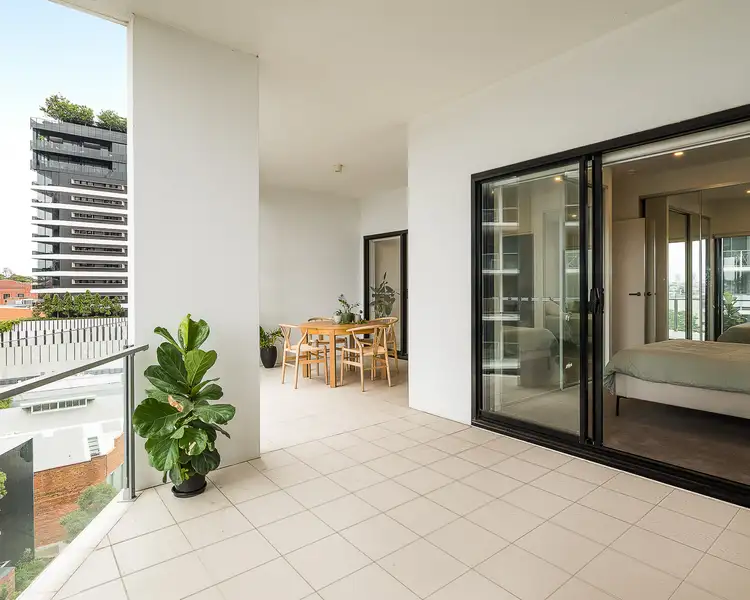 228/24 Wyatt Street, Newstead QLD 4006