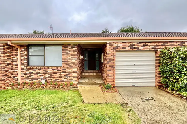 2/62 Cox Avenue