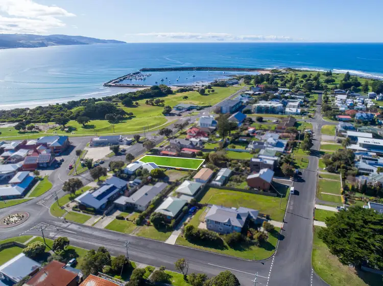33 Nelson Street, Apollo Bay VIC 3233