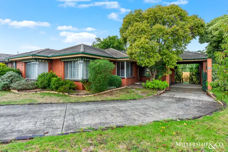 13 Obar Crescent, South Morang VIC 3752