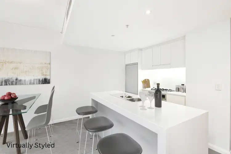 Third view of Homely apartment listing, 811/23 Shelley Street, Sydney NSW 2000