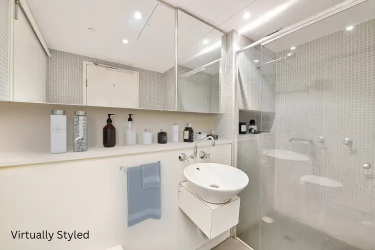 Fifth view of Homely apartment listing, 811/23 Shelley Street, Sydney NSW 2000