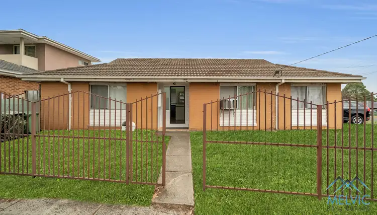 1 Humevale Court, Meadow Heights VIC 3048