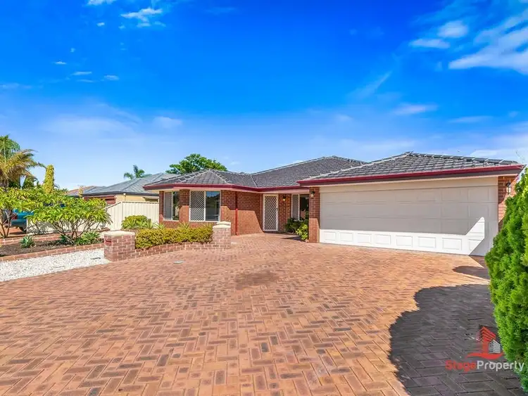 18 Lakehurst Way, Atwell WA 6164