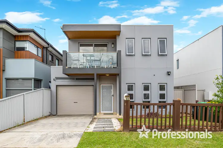 33 Bowaga Circuit, Villawood NSW 2163