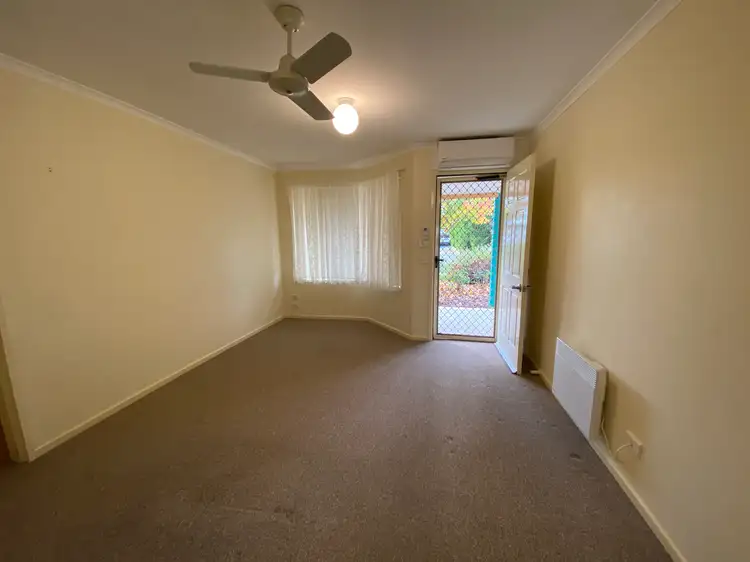Second view of Homely unit listing, 22/2 Hanlon Court, West Wodonga VIC 3690